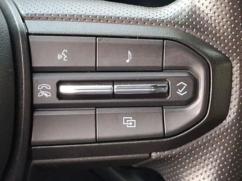 Used 2023 Chevrolet Colorado W/T RWD image 22