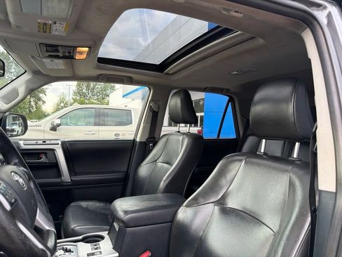 Used 2013 Toyota 4Runner Limited AWD/4WD image 9