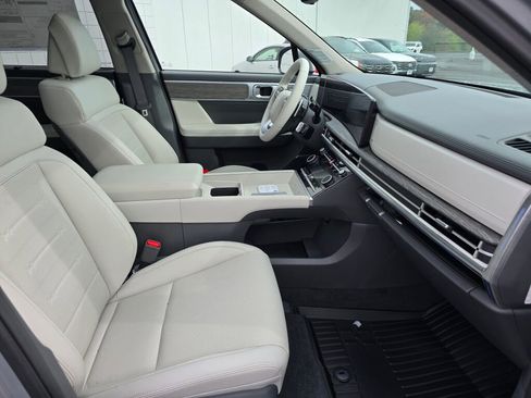 New 2026 Hyundai Santa Fe Limited image 32