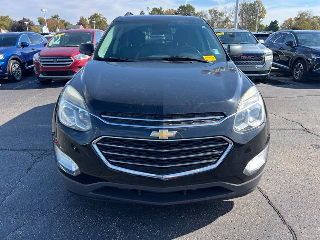 Used 2017 Chevrolet Equinox LT w/ Convenience Package FWD image 2