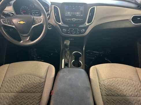 Used 2022 Chevrolet Equinox LS w/ LPO, Floor Liner Package AWD/4WD image 4
