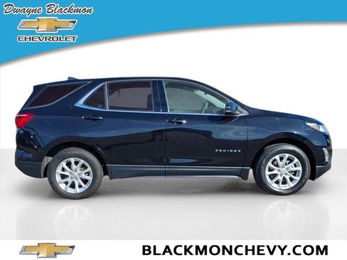 Used 2020 Chevrolet Equinox LT image 2