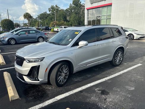 Used 2020 Cadillac XT6 Sport w/ Platinum Package AWD/4WD image 1