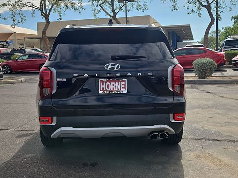 Used 2022 Hyundai Palisade SEL w/ Premium Package FWD image 6