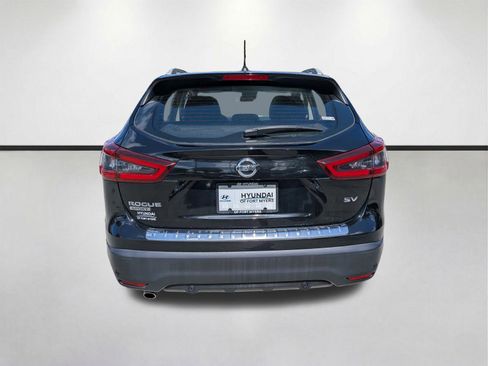 Used 2020 Nissan Rogue Sport SV image 5