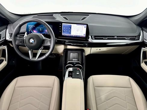New 2025 BMW X1 xDrive28i w/ Premium Package AWD/4WD image 16