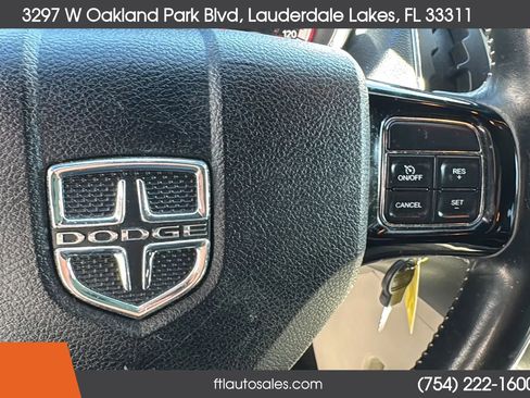 Used 2018 Dodge Grand Caravan SXT FWD image 47