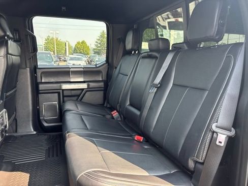 Used 2018 Ford F150 Lariat w/ Equipment Group 502A Luxury AWD/4WD image 30