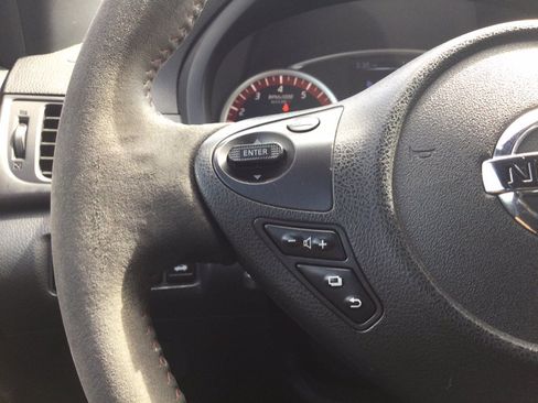 Used 2017 Nissan Sentra NISMO w/ NISMO Premium Package FWD image 23