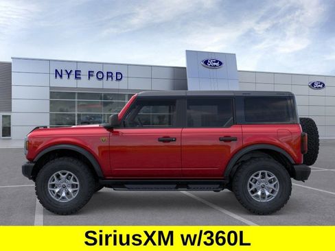New 2025 Ford Bronco Badlands AWD/4WD image 4
