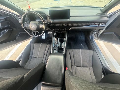 Used 2024 Honda Accord Sport image 12