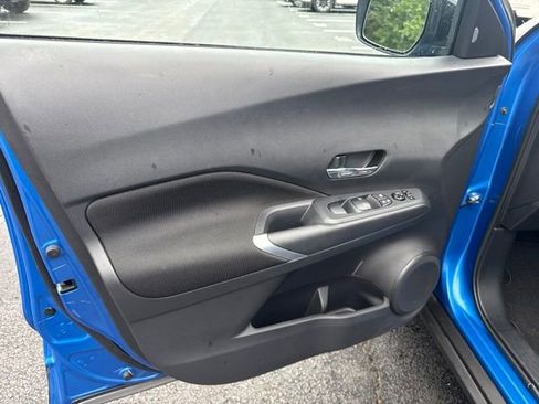 Used 2024 Nissan Kicks SV FWD image 13