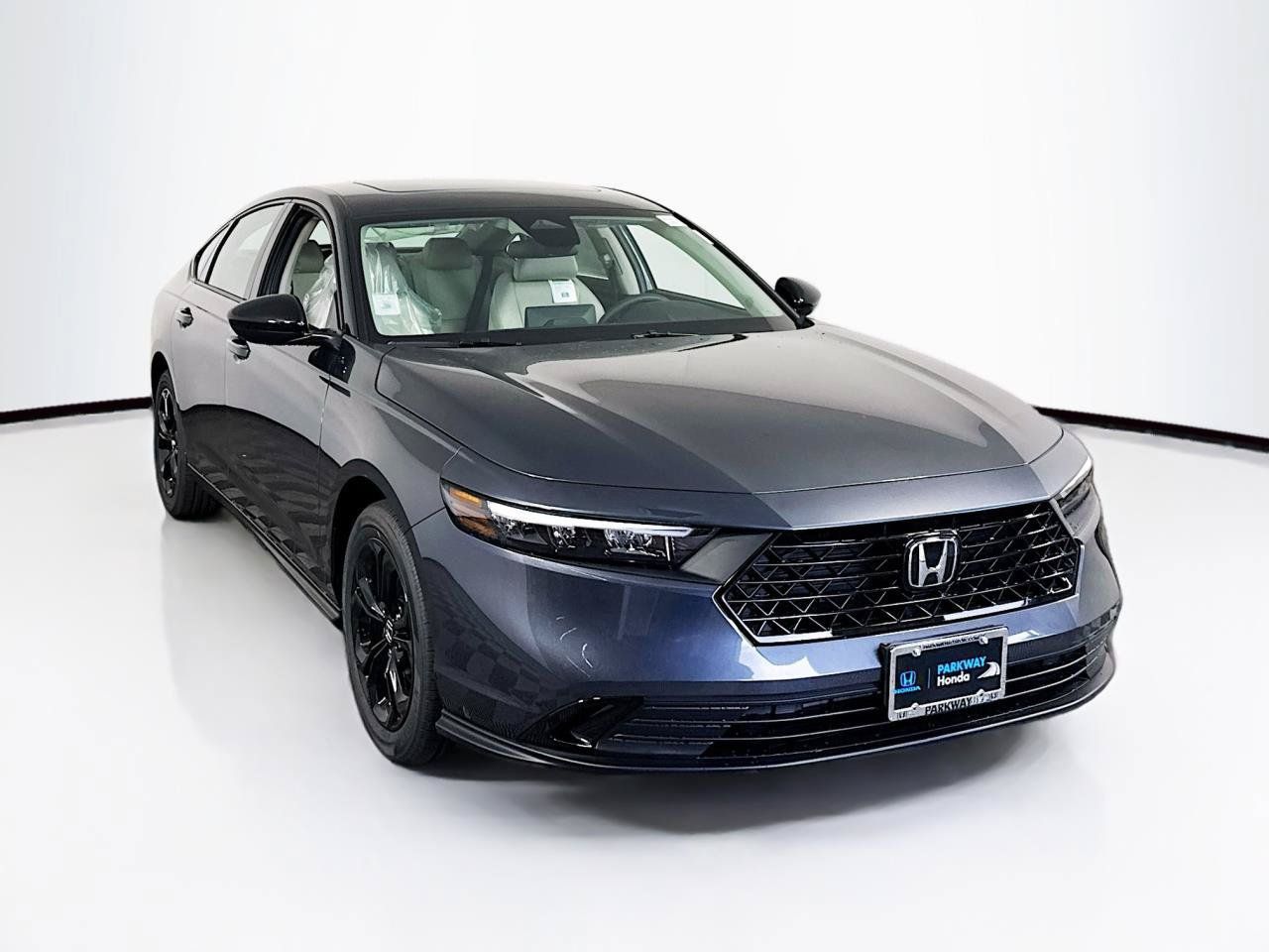 Used 2025 Honda Accord SE image 10