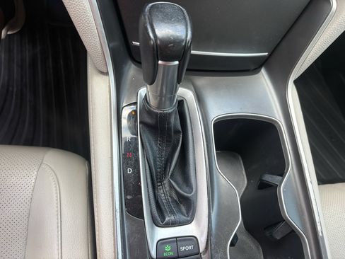 Certified 2018 Honda Accord Touring image 26