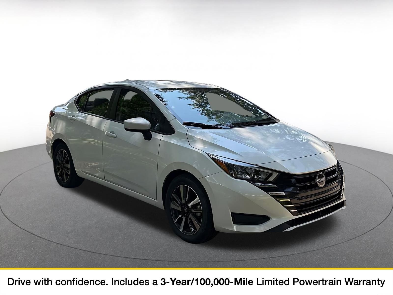 Used 2025 Nissan Versa SV FWD image 1