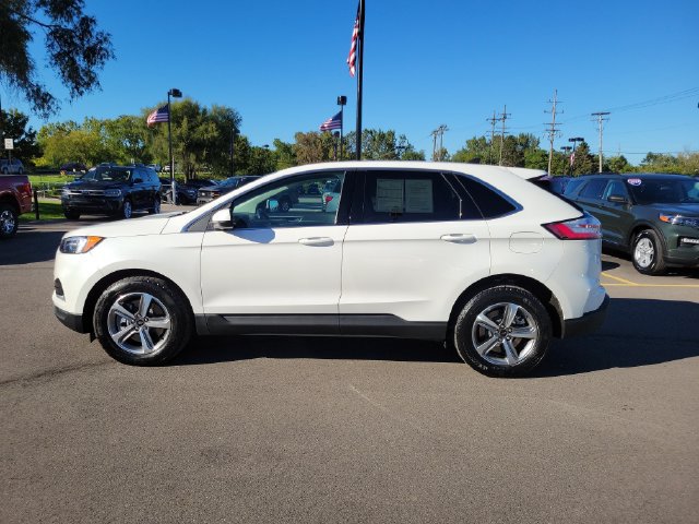 Certified 2024 Ford Edge SEL w/ Convenience Package AWD/4WD image 4