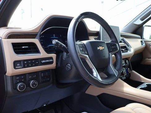 Used 2024 Chevrolet Tahoe Premier w/ Advanced Technology Package AWD/4WD image 27