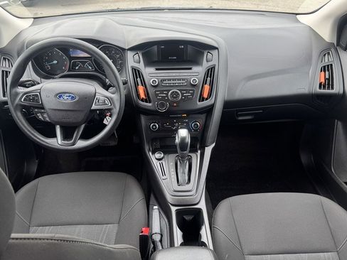 Used 2015 Ford Focus SE image 22