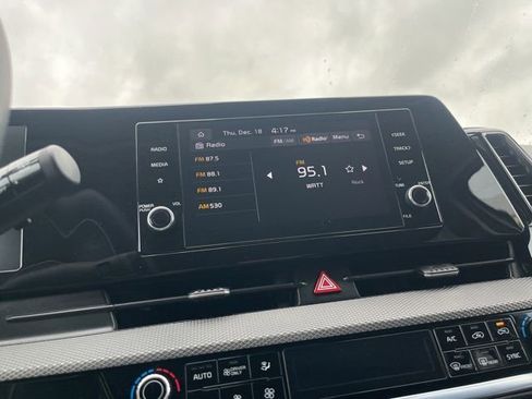 Used 2023 Kia Sportage LX image 22