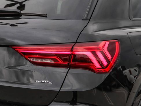 New 2025 Audi Q3 2.0T Premium image 10