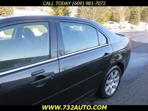 Used 2011 Mercury Milan Premier w/ Moon & Tune Pkg image 29