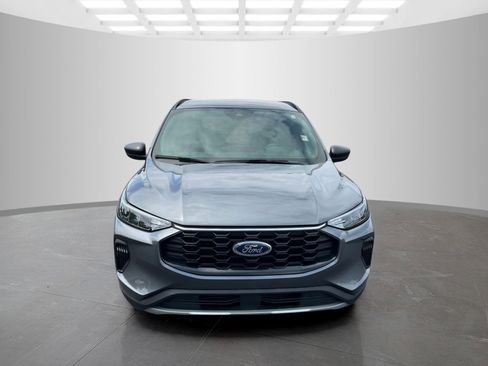 Used 2025 Ford Escape ST-Line FWD image 2