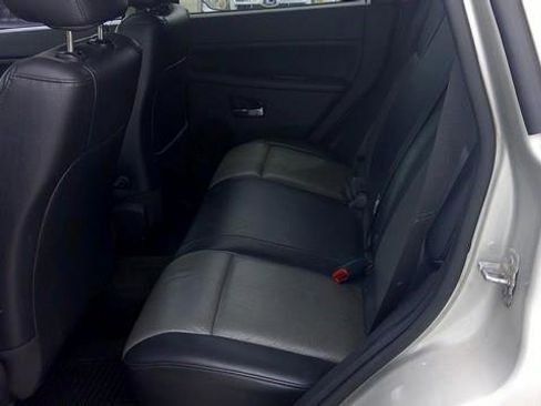 Used 2009 Jeep Grand Cherokee Laredo image 9