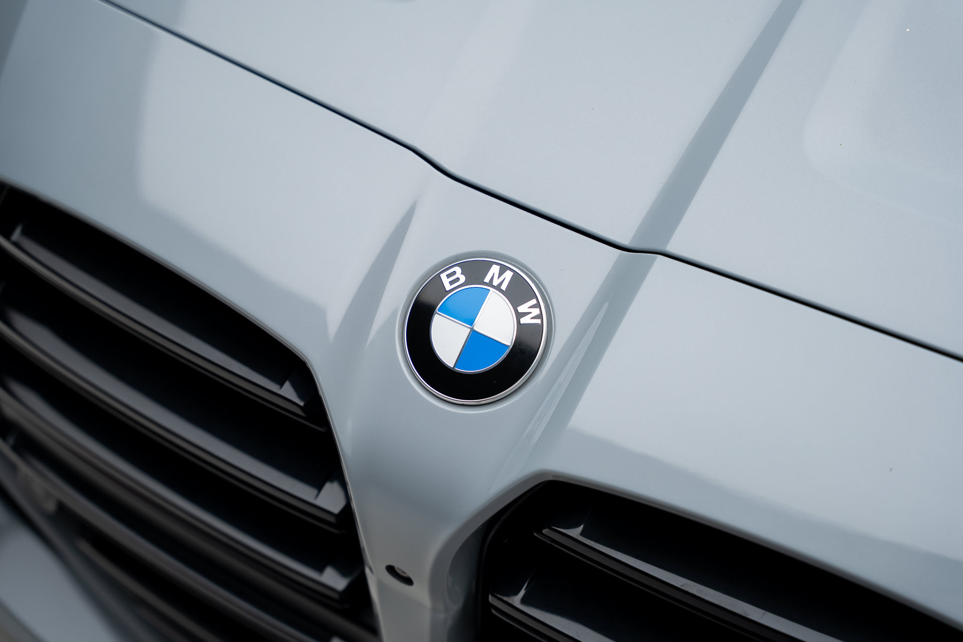 Used 2021 BMW M4 Coupe w/ Executive Package RWD image 13