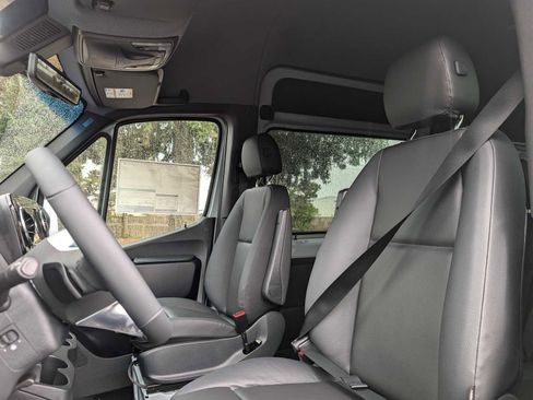 New 2026 Mercedes-Benz Sprinter 2500 image 24