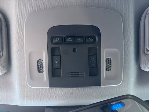 Used 2018 Toyota Camry XSE FWD image 26