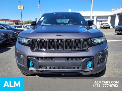 Used 2024 Jeep Grand Cherokee Trailhawk AWD/4WD image 18