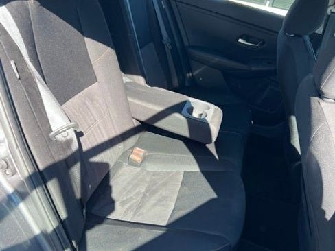 Used 2025 Nissan Sentra SR image 14