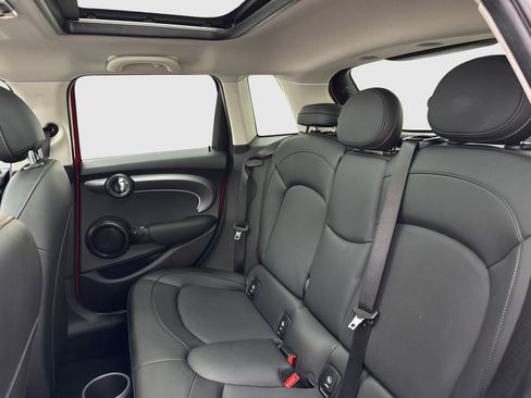 Used 2023 MINI Cooper 4-Door Hardtop FWD image 36