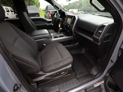 Used 2019 Ford F150 XLT w/ Equipment Group 302A Luxury AWD/4WD image 14