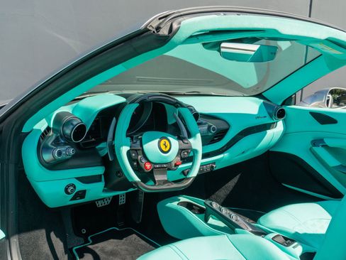 Used 2023 Ferrari F8 Tributo image 80