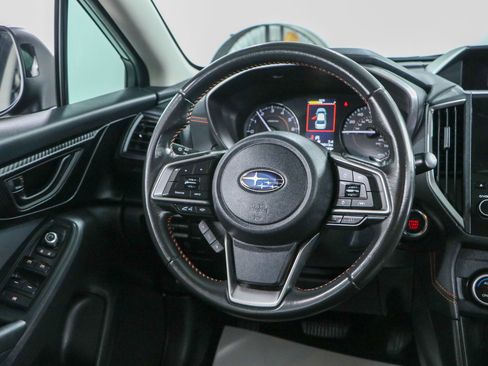 Used 2020 Subaru Crosstrek 2.0i Premium w/ Moonroof Package 1 AWD/4WD image 12