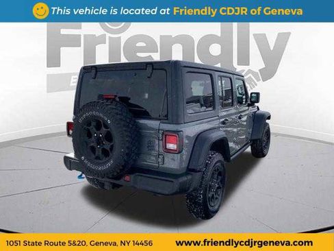 Used 2023 Jeep Wrangler Unlimited w/ Cold Weather Group image 5