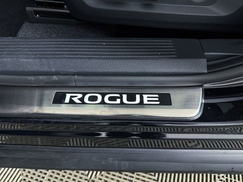 Certified 2026 Nissan Rogue SV AWD/4WD image 39