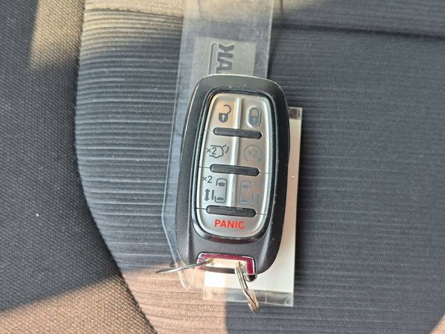 Used 2024 Chrysler Voyager LX FWD image 32