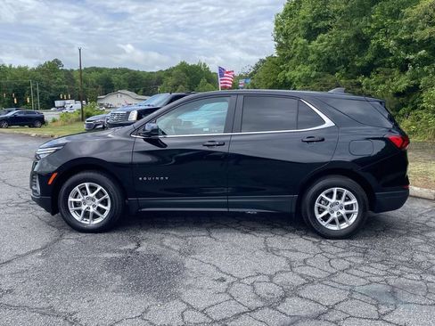 Used 2024 Chevrolet Equinox LT AWD/4WD image 2