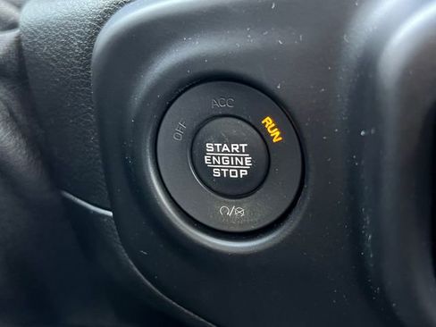 Used 2020 Jeep Gladiator Sport w/ Quick Order Package 24S image 36