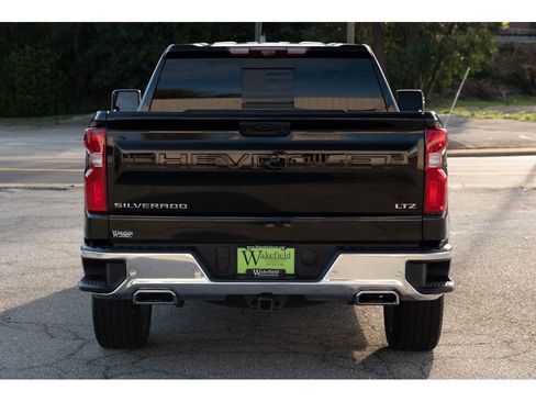 Used 2023 Chevrolet Silverado 1500 LTZ w/ Technology Package image 6