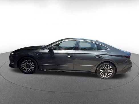 Used 2025 Hyundai Sonata SEL FWD image 9