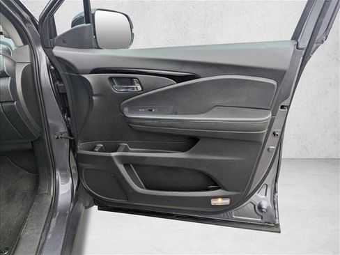 Used 2022 Honda Pilot Elite image 28