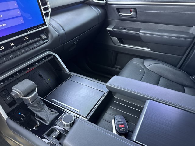 Used 2024 Toyota Tundra Platinum AWD/4WD image 25