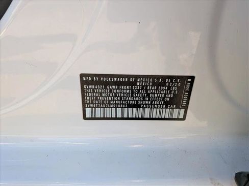 Used 2020 Volkswagen GTI SE image 23