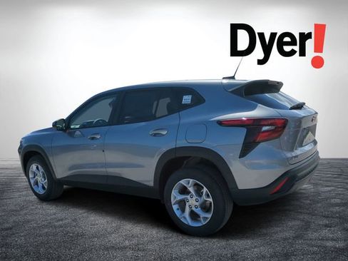 New 2026 Chevrolet Trax LS w/ LS Convenience Package image 6