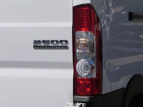 New 2024 RAM ProMaster 2500 w/ Convenience Group image 3
