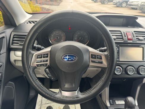 Used 2014 Subaru Forester 2.5i Limited image 10