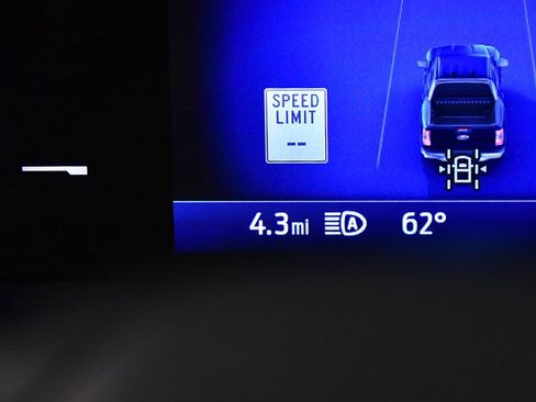 New 2025 Ford Ranger XLT w/ Equipment Group 301A High image 19